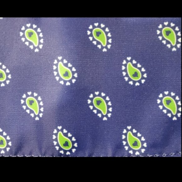 Laura Scott Blue Paisley Crossbody Bag Nylon, Magnetic Flap & Zipper, Adjustable - Picture 10 of 11